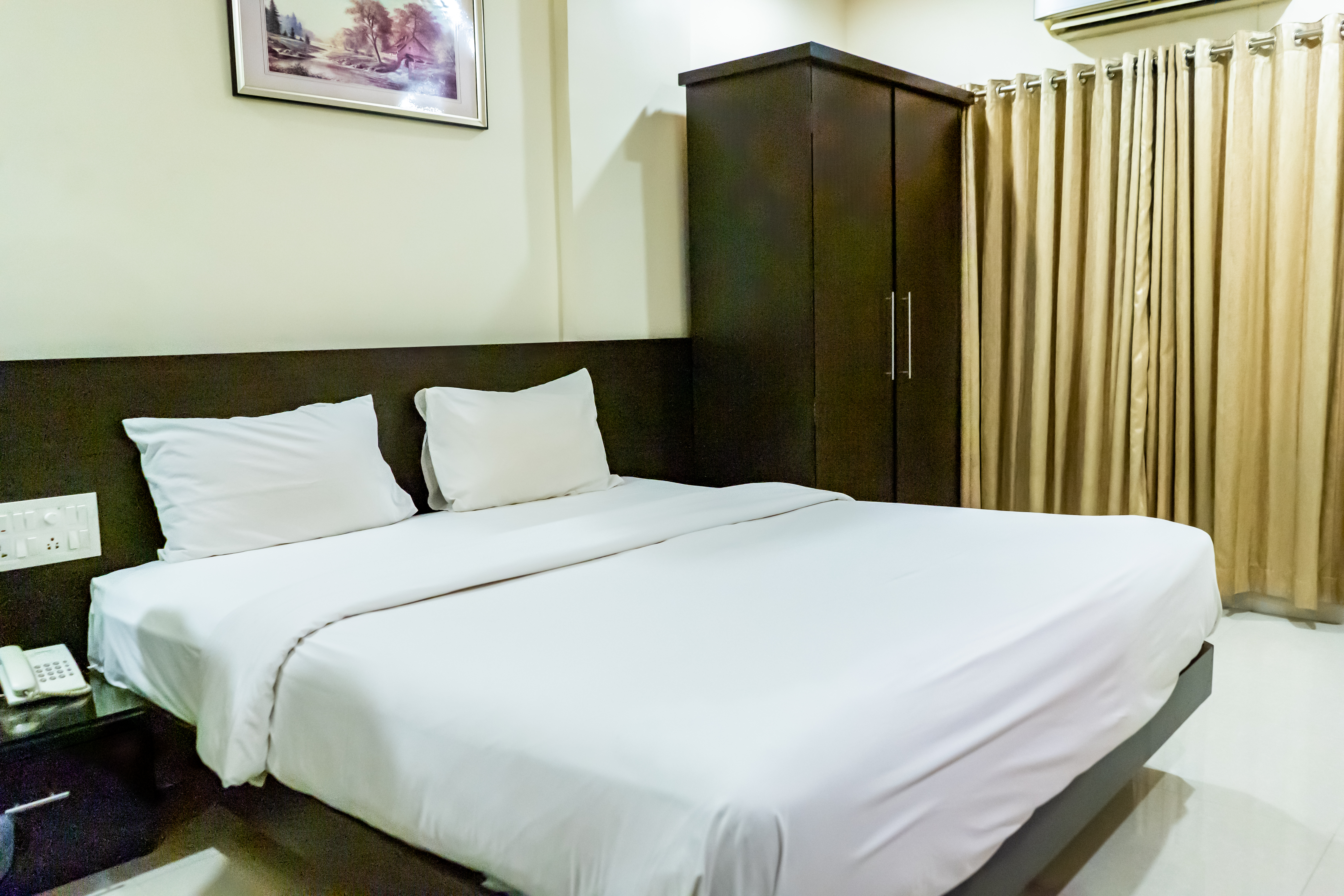 room-gallery